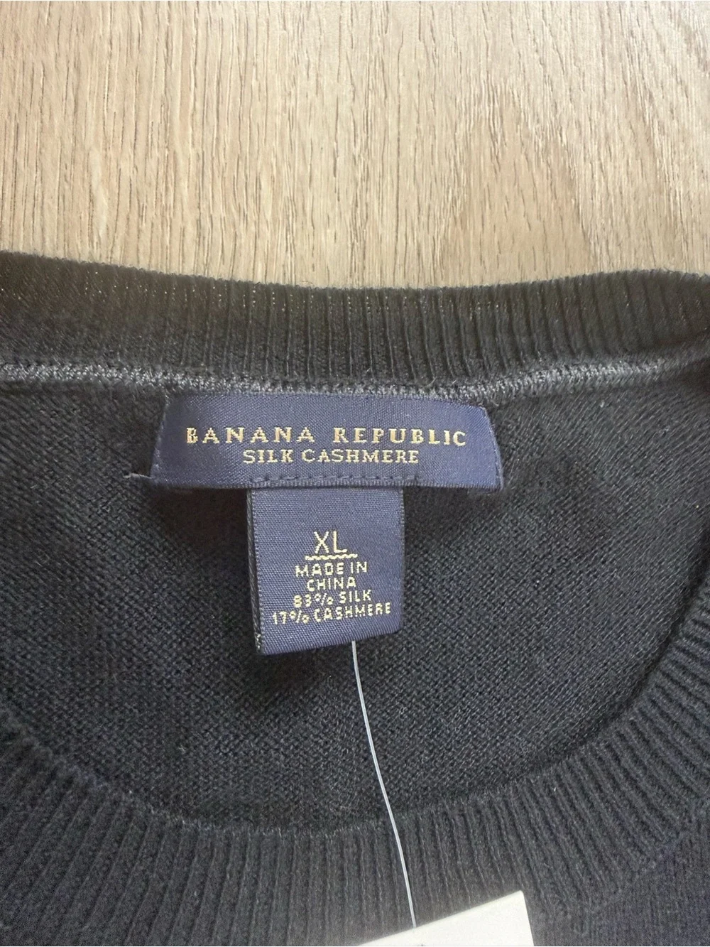 Banana Republic Men’s Silk Cashmere Black Crewneck Sweater XL NWT